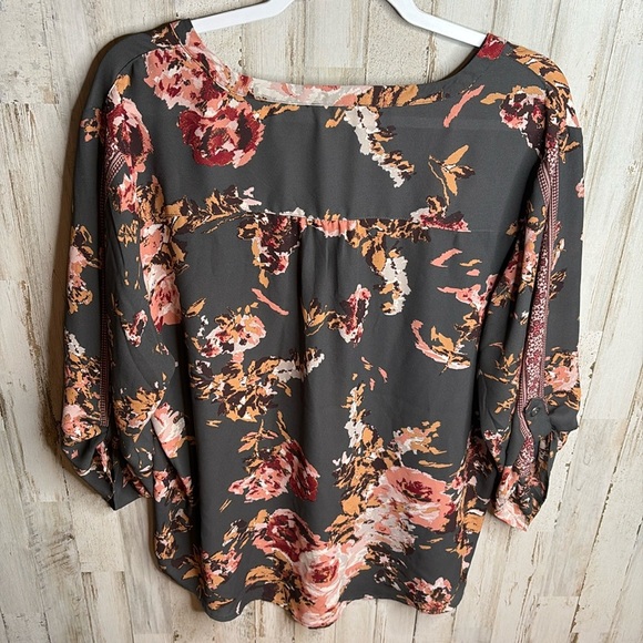 Maurices XXLGray Floral Pullover Sheer Blouse Top Plus - Picture 10 of 16